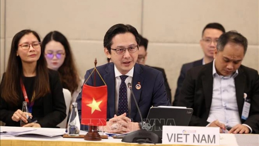 Deputy FM attends ASEAN+3, EAS, ARF Senior Officials' Meetings in Laos